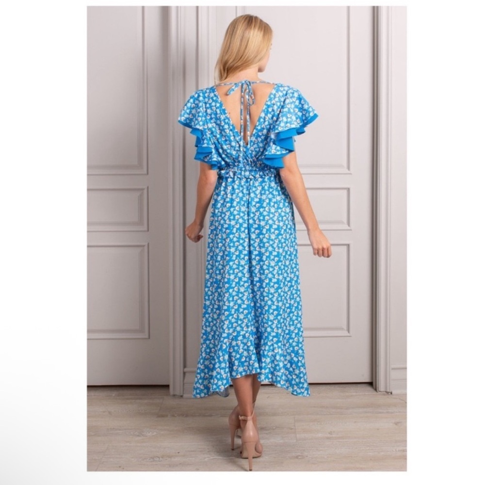 New! SENLIS Amalie Blue Floral Ruffle Midi Dress with Open Back - Picture 5 of 13
